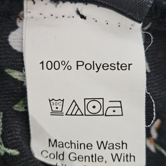 Shein Curve Size 1XL Polyester Black Multi-Colored Floral Ruffled Short-sleeved - Picture 7 of 16